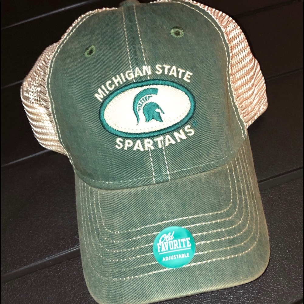 Trucker hat